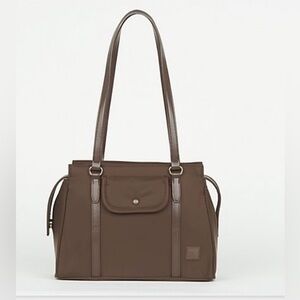 IHKWIP NEW Savor Shoulder Satchel NWOT 
Color-Truffle